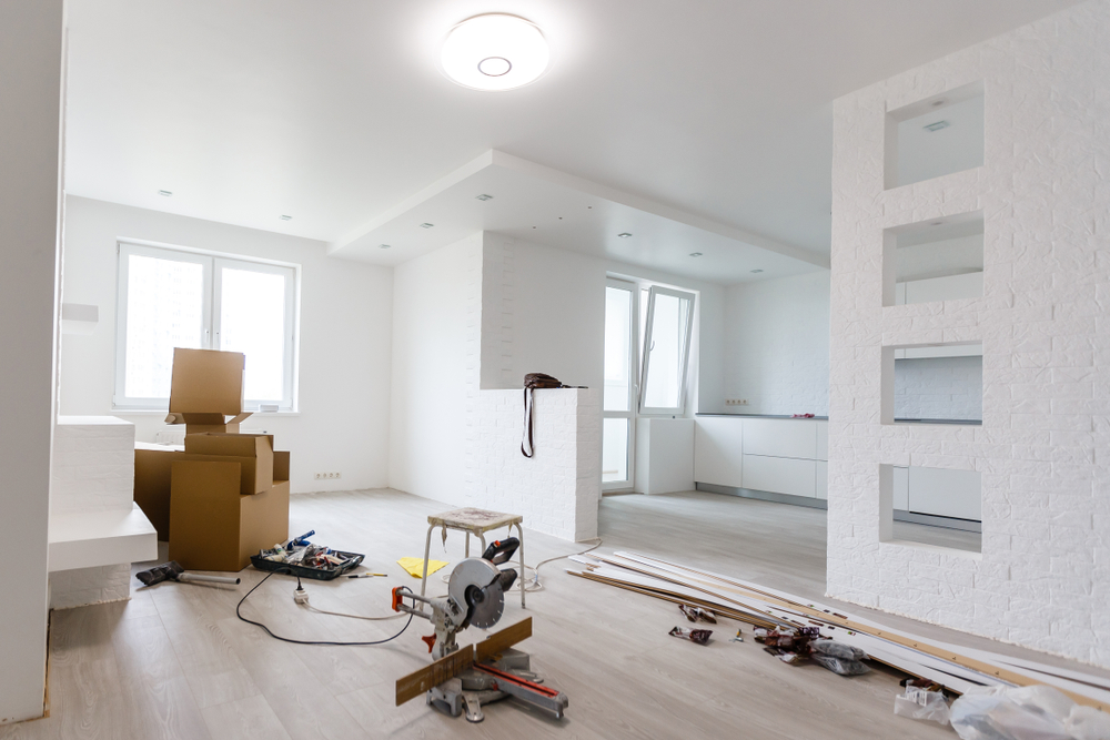 Interior,of,apartment,with,materials,during,on,the,renovation,and